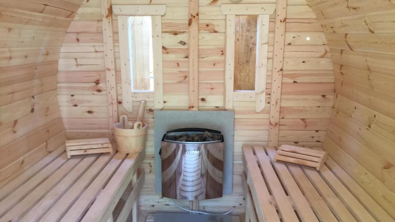 Luksusowa Willa Pod Lasem, Otwock - Shared Garden, Sauna, Wood Hot Tub! Hot Tub Seasonal! Luaran gambar