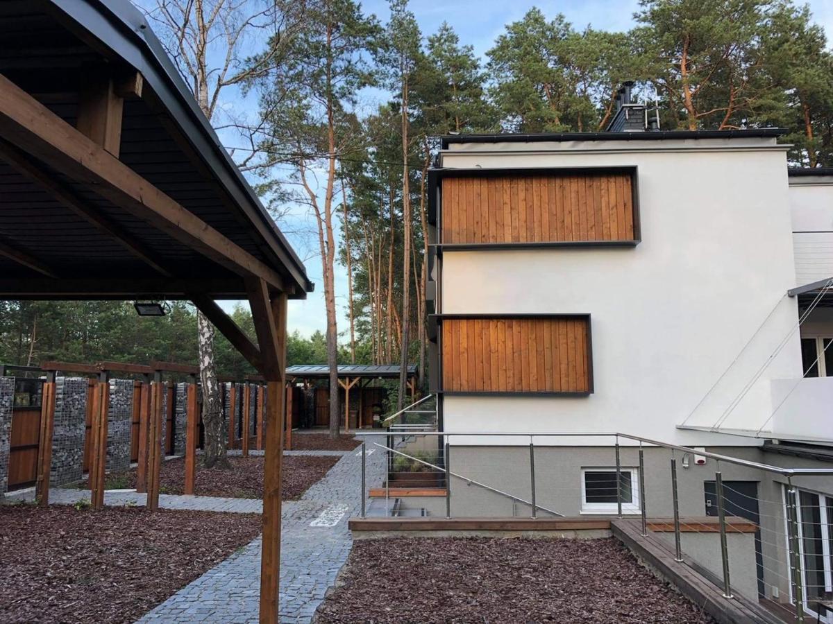 Luksusowa Willa Pod Lasem, Otwock - Shared Garden, Sauna, Wood Hot Tub! Hot Tub Seasonal! Luaran gambar